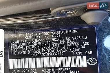 Седан Lexus ES 2023 в Львові