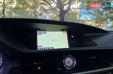 Седан Lexus ES 2016 в Одесі
