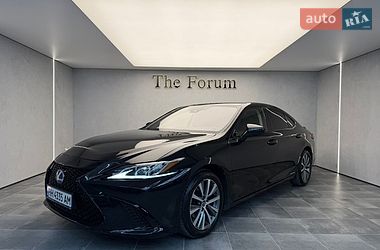 Седан Lexus ES 2019 в Одесі