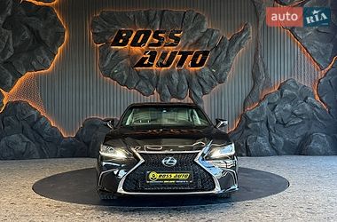 Седан Lexus ES 2020 в Львове