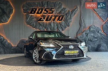 Седан Lexus ES 2020 в Львове