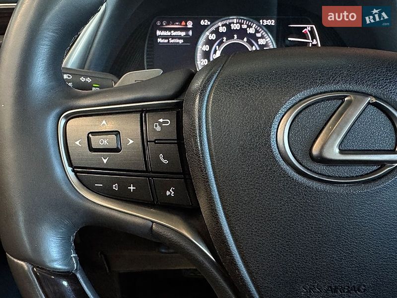 Седан Lexus ES 2020 в Львове