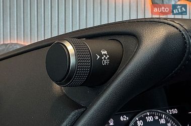 Седан Lexus ES 2020 в Львове