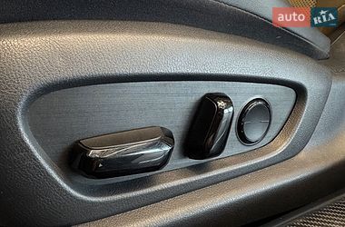 Седан Lexus ES 2020 в Львове