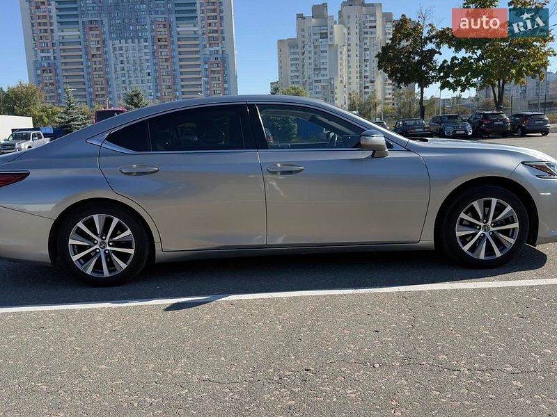 Седан Lexus ES 2019 в Києві фото 3 Седан Lexus ES 2019 в Києві