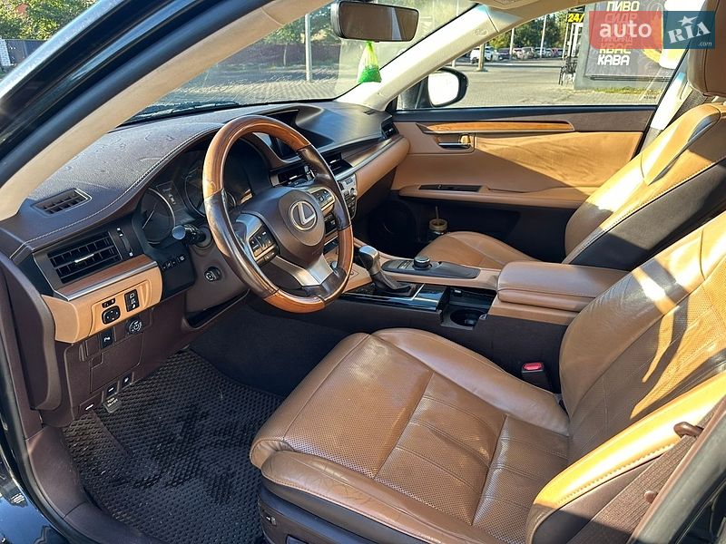 Седан Lexus ES 2016 в Києві фото 8 Седан Lexus ES 2016 в Києві