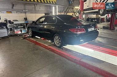 Седан Lexus ES 2005 в Брошневе