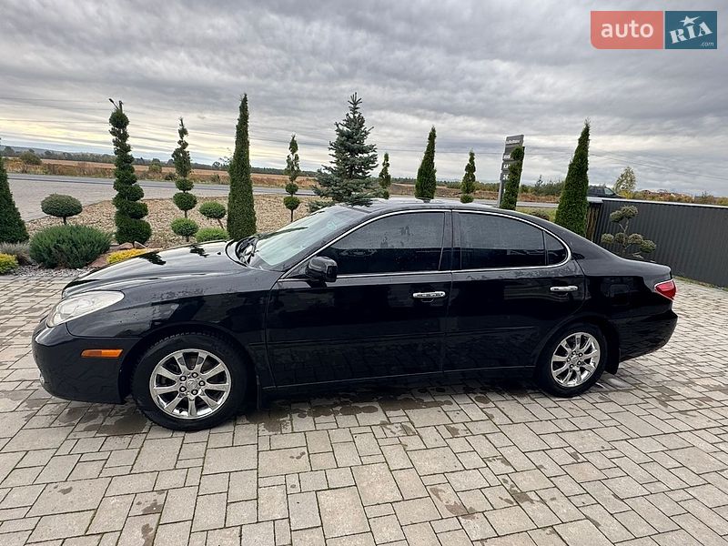 Седан Lexus ES 2005 в Брошневе