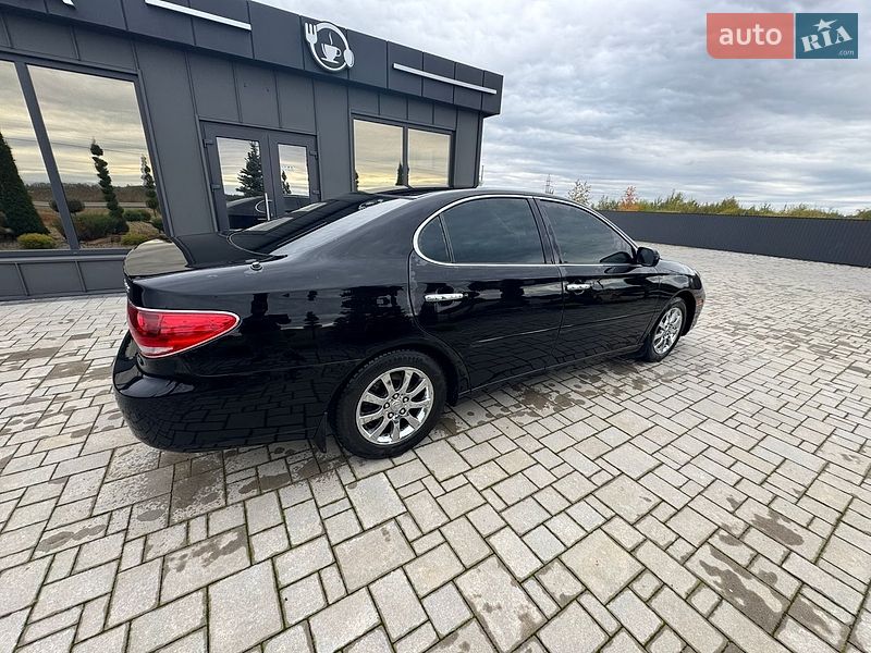 Седан Lexus ES 2005 в Брошневе