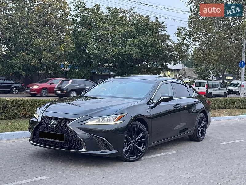 Lexus ES 2023