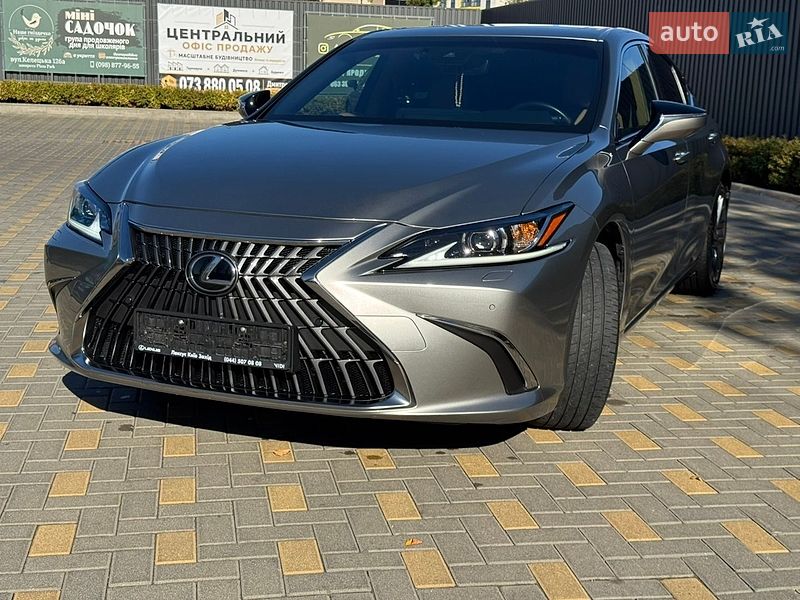 Седан Lexus ES 2023 в Вінниці фото 14 Седан Lexus ES 2023 в Вінниці
