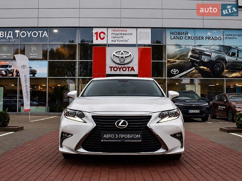 Седан Lexus ES 2018 в Житомире