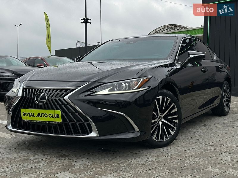 Lexus ES 2023
