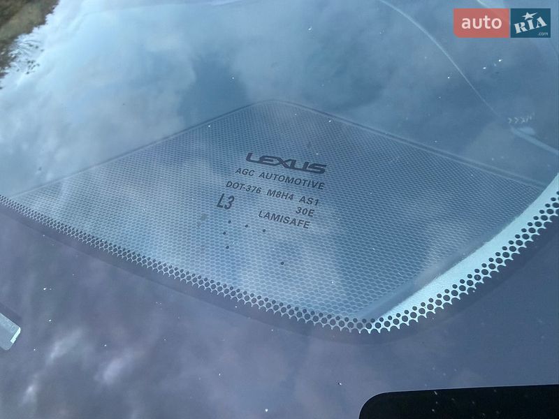 Седан Lexus ES 2017 в Днепре