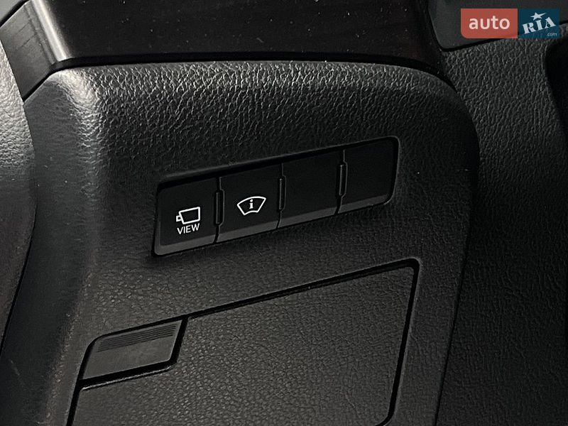 Седан Lexus ES 2019 в Львове