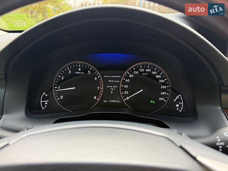 Седан Lexus ES 2014 в Киеве