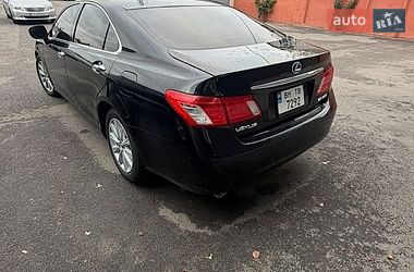 Седан Lexus ES 2006 в Умані