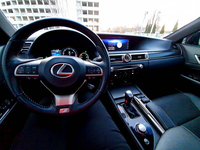 Седан Lexus GS 2017 в Тернополі