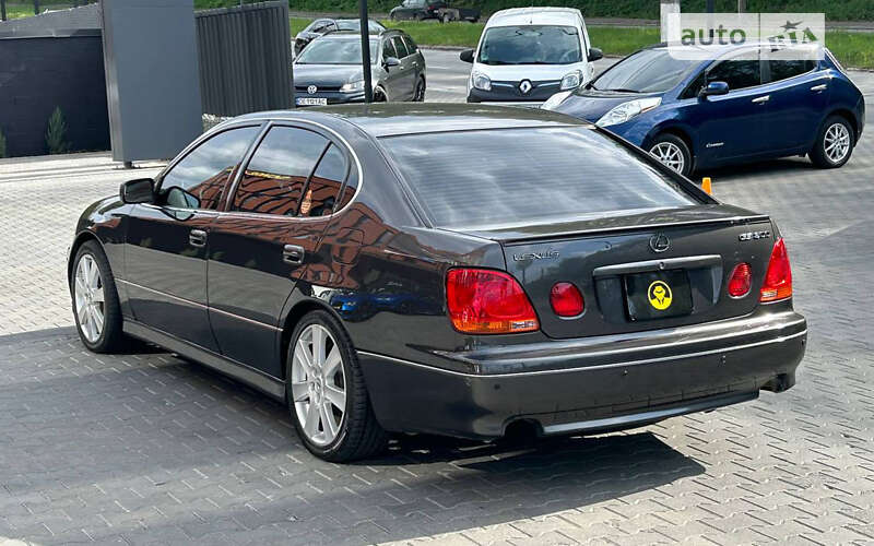 Седан Lexus GS 2003 в Черновцах