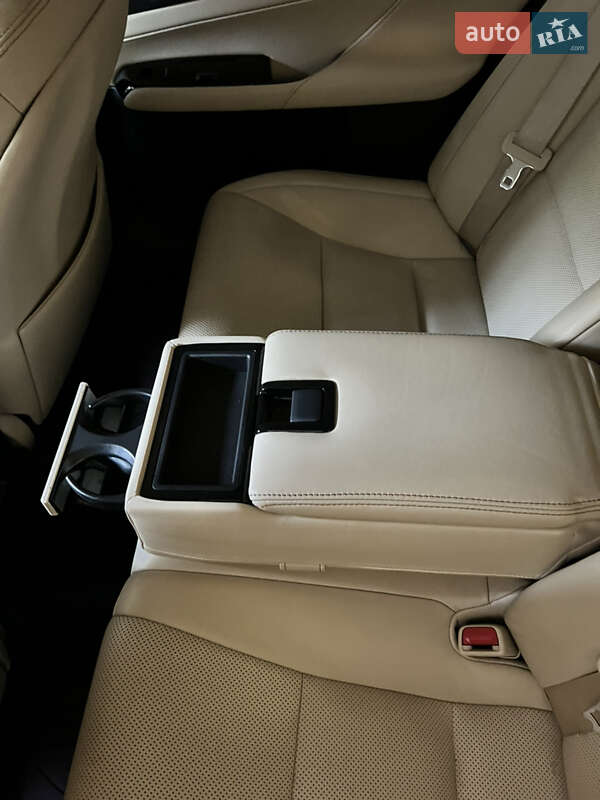 Седан Lexus GS 2012 в Дніпрі фото 34 Седан Lexus GS 2012 в Дніпрі