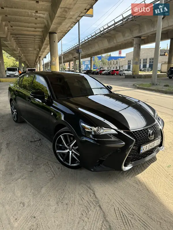Седан Lexus GS 2017 в 