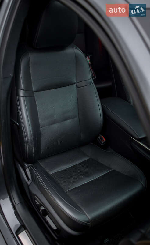 Седан Lexus GS 2012 в Черновцах