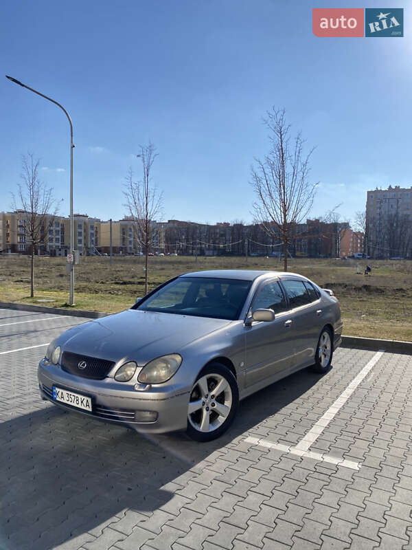 Седан Lexus GS 1998 в 