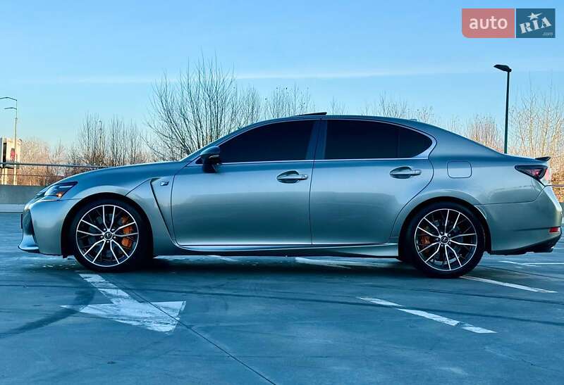 Седан Lexus GS 2015 в Киеве
