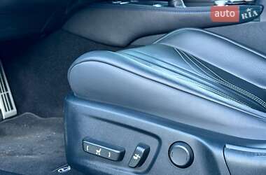 Седан Lexus GS 2015 в 