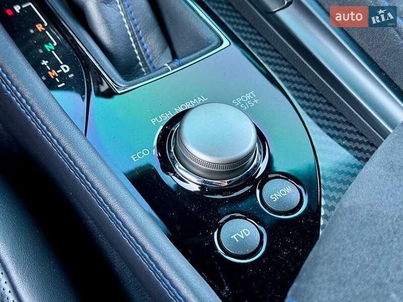 Седан Lexus GS 2015 в Киеве