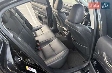 Седан Lexus GS 2013 в 
