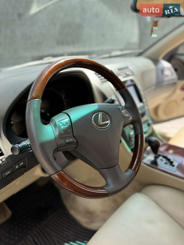 Седан Lexus GS 2006 в Луцке