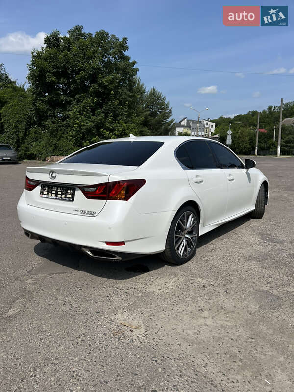 Седан Lexus GS 2013 в Львове