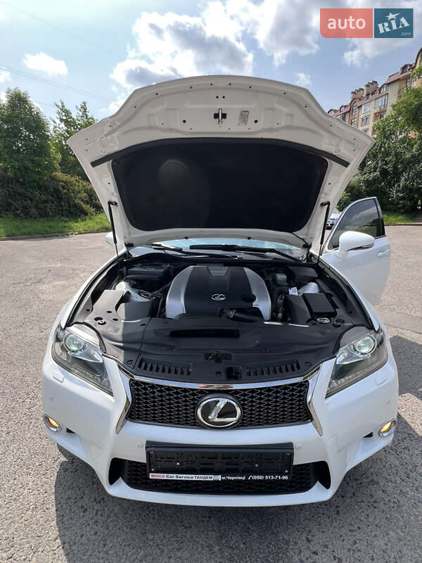 Седан Lexus GS 2013 в Львове