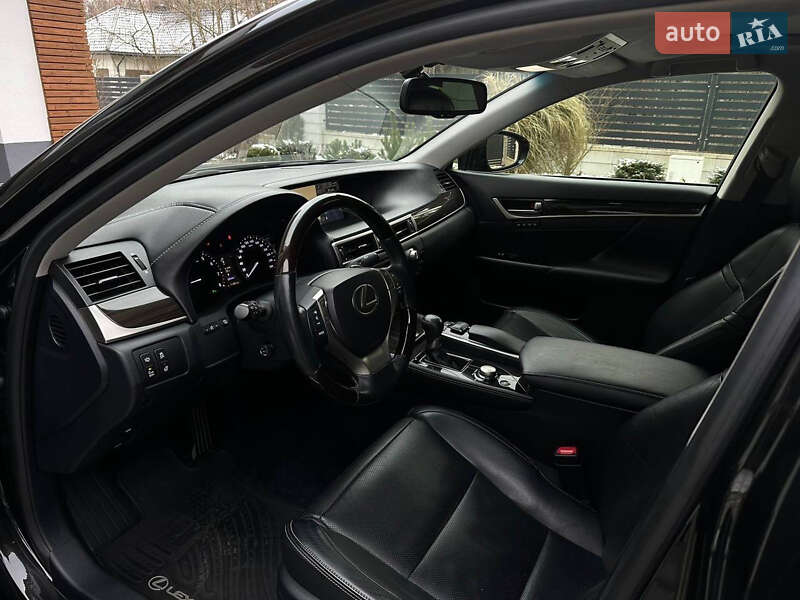 Седан Lexus GS 2012 в Мукачево