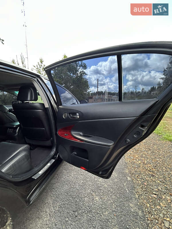 Седан Lexus GS 2006 в Маневичах