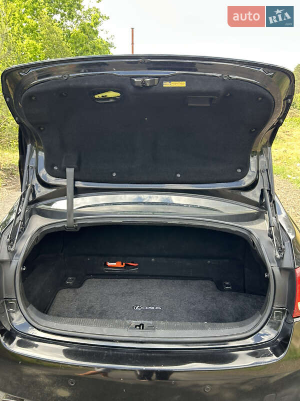 Седан Lexus GS 2006 в Маневичах