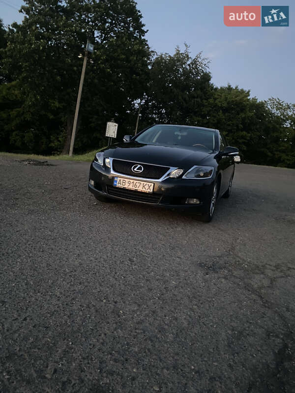 Седан Lexus GS 2011 в Долине