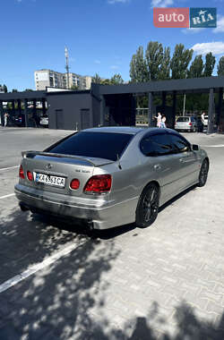 Седан Lexus GS 2000 в Виннице