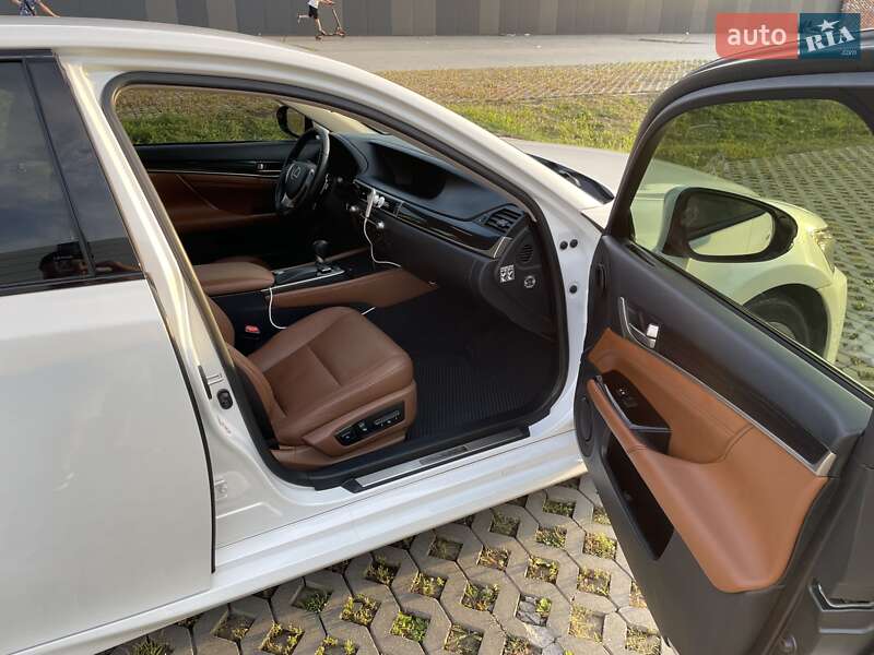 Седан Lexus GS 2014 в Хмельницком
