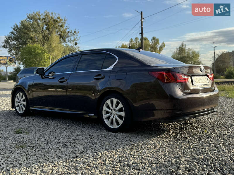 Седан Lexus GS 2014 в Малине
