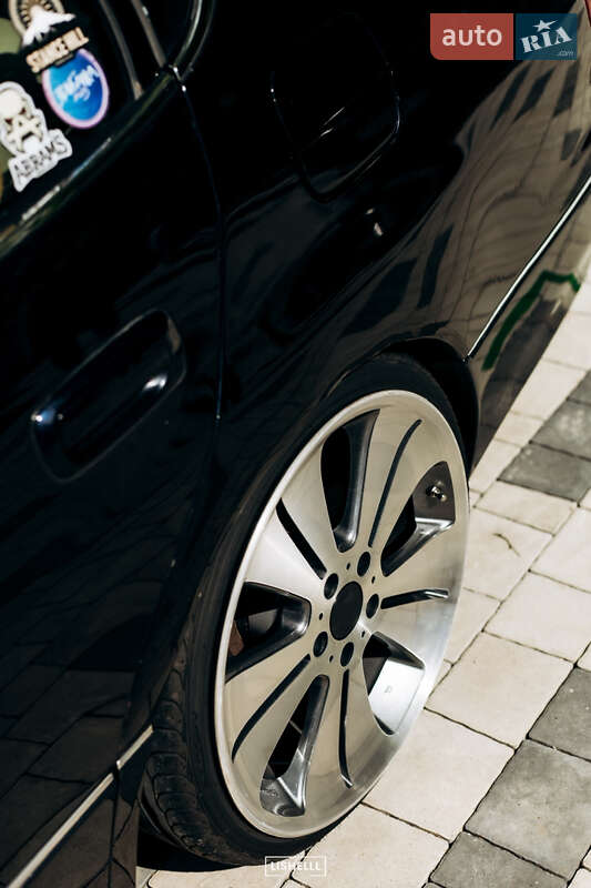Седан Lexus GS 2000 в Луцке
