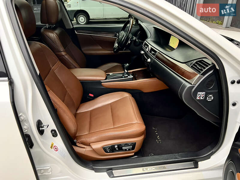 Седан Lexus GS 2012 в Киеве
