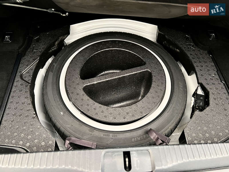 Седан Lexus GS 2012 в Киеве