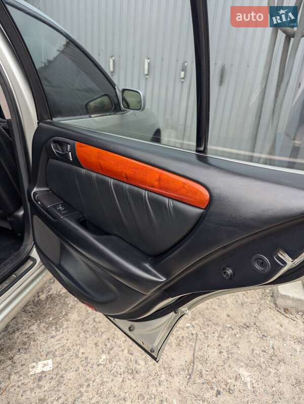 Седан Lexus GS 2002 в Киеве