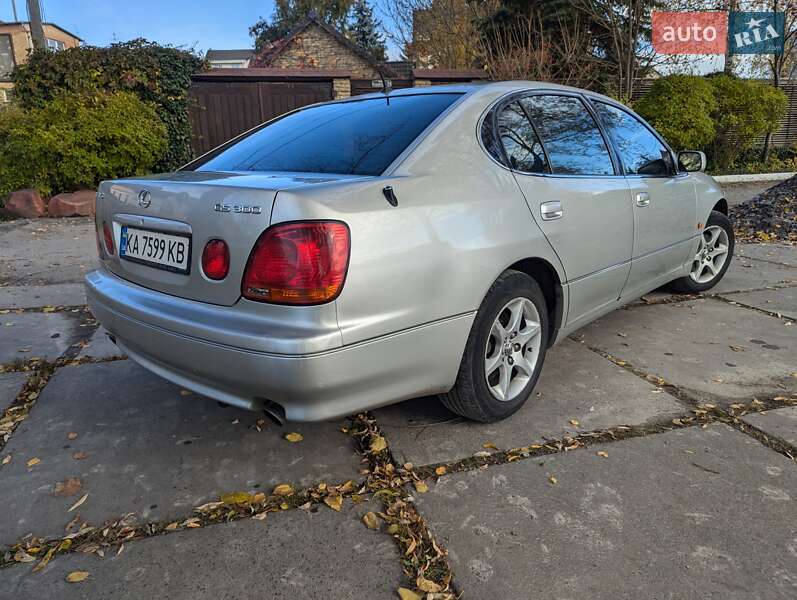 Седан Lexus GS 2002 в Киеве