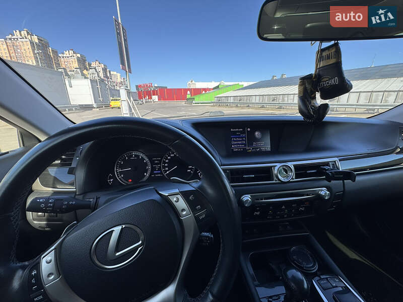 Седан Lexus GS 2013 в Киеве