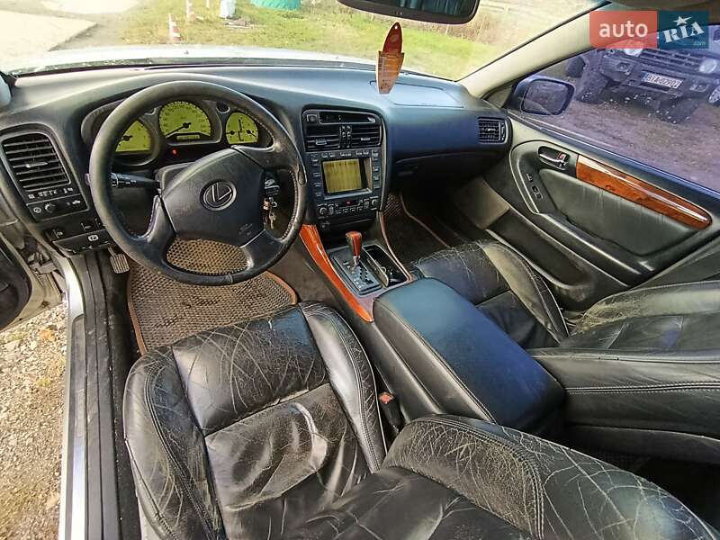 Седан Lexus GS 2000 в Жидачове