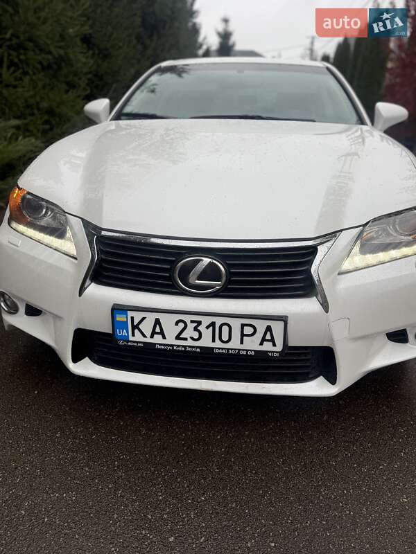 Седан Lexus GS 2014 в Вышгороде
