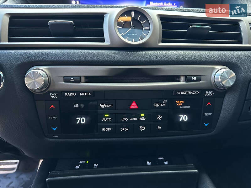 Седан Lexus GS 2016 в Киеве фото 41 Седан Lexus GS 2016 в Киеве